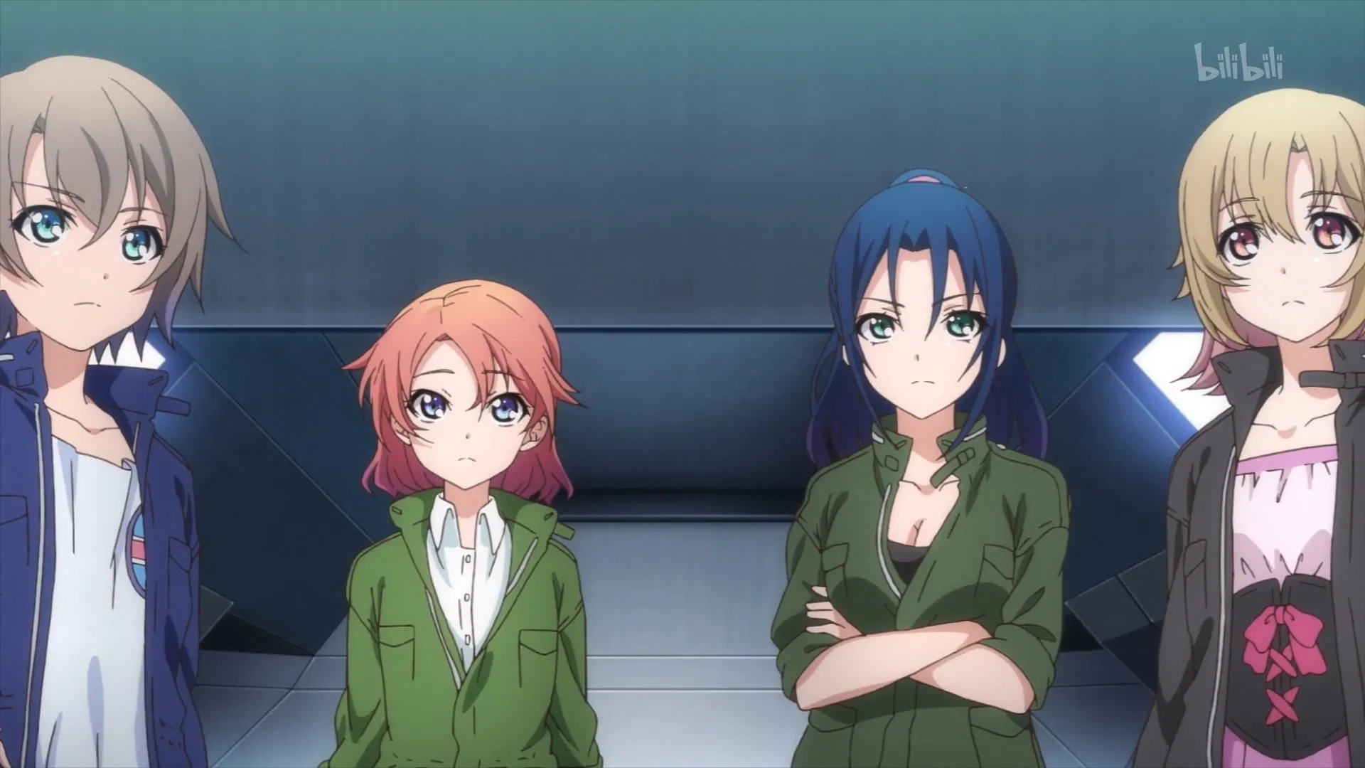 Девушки в доспехах