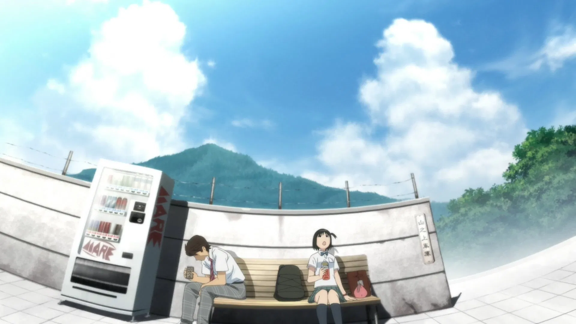 А всё-таки город вертится