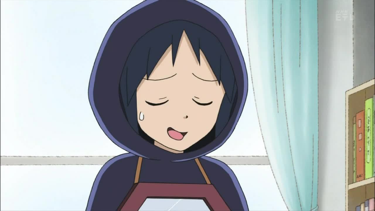 А вот и чёрная колдунья!