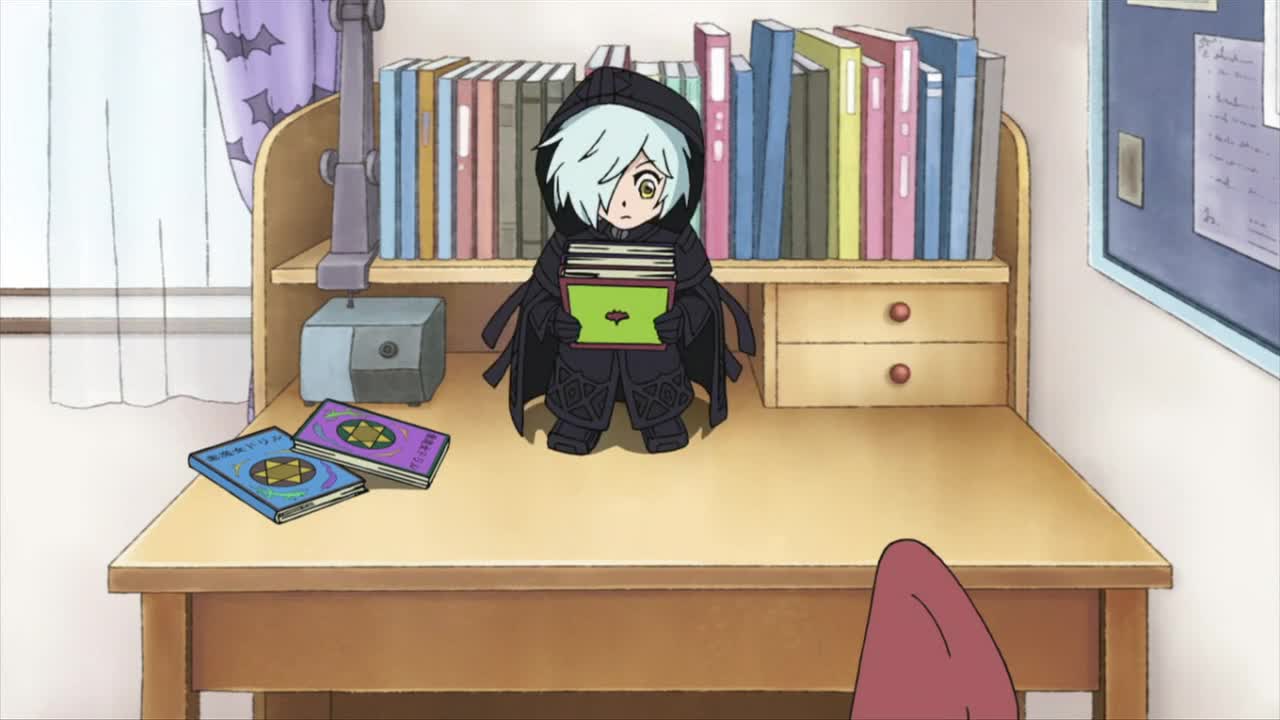 А вот и чёрная колдунья!