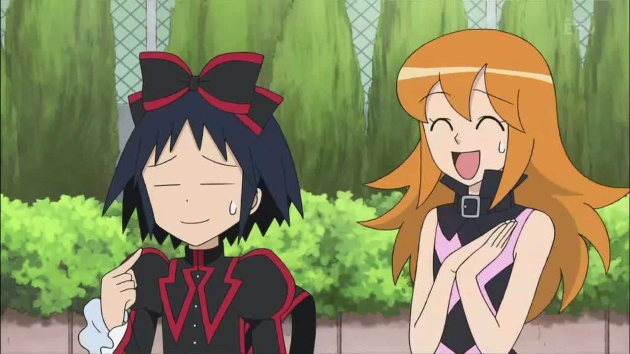 А вот и чёрная колдунья!