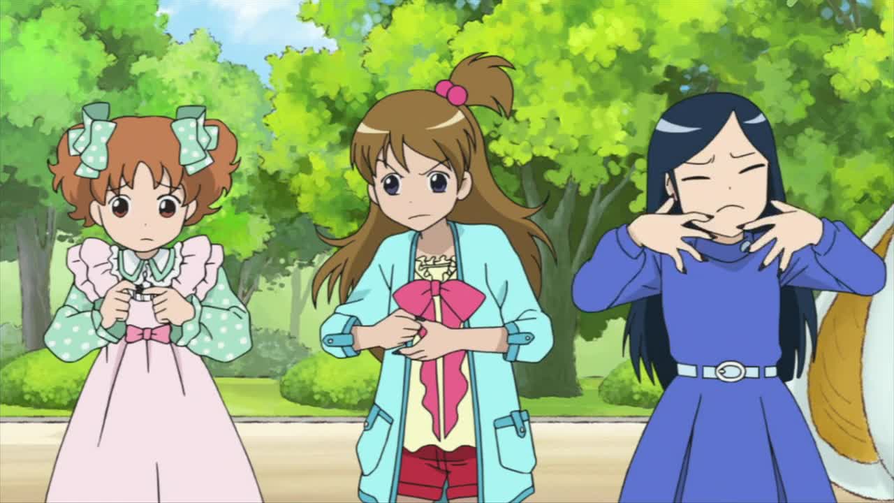 А вот и чёрная колдунья!